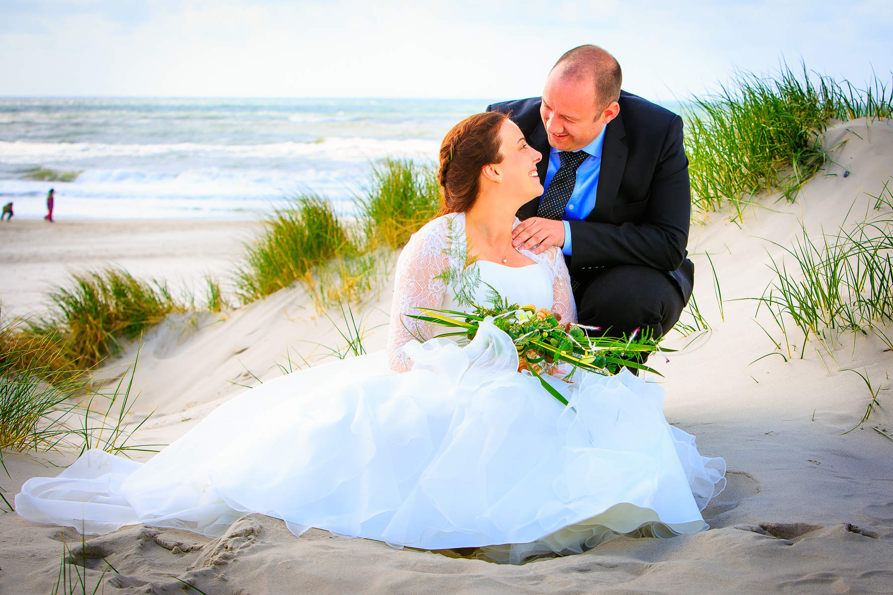 Bryllup ved Henne Strand